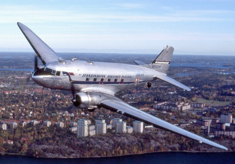 The Plane That Vanished at the Gate