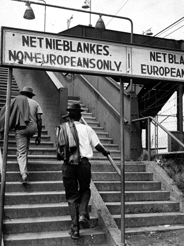 1949