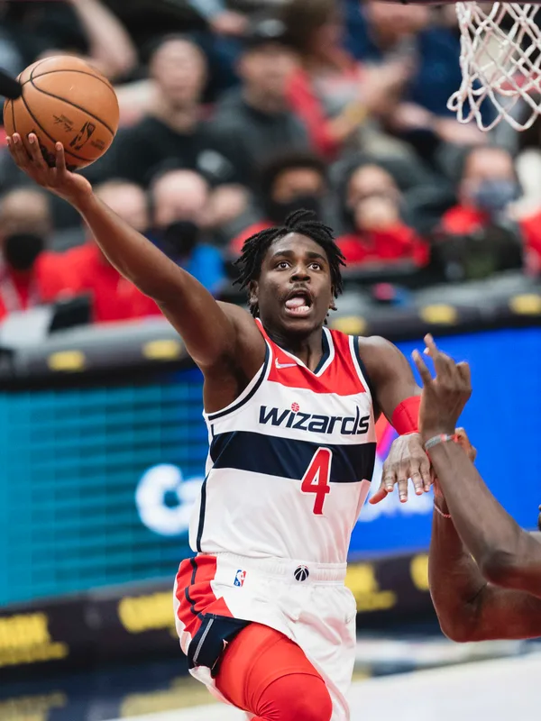 Aaron Holiday