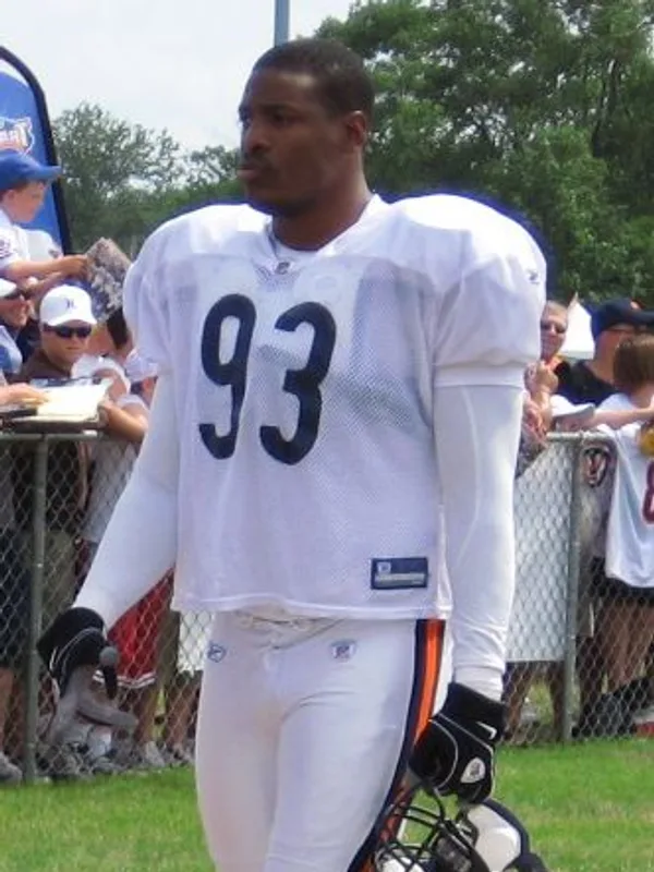 Adewale Ogunleye