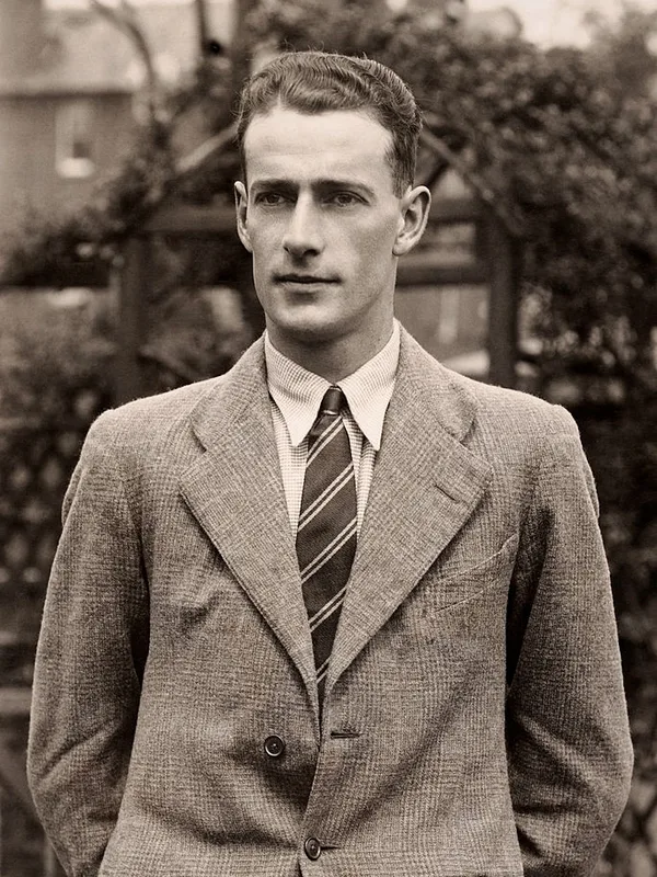 Alan Melville