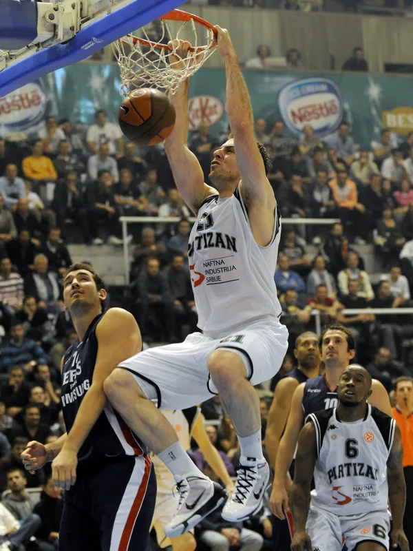 Aleks Marić