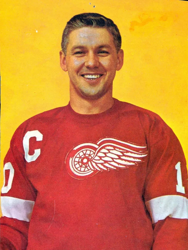 Alex Delvecchio