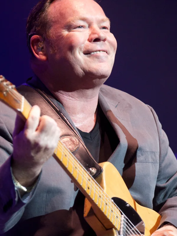Ali Campbell