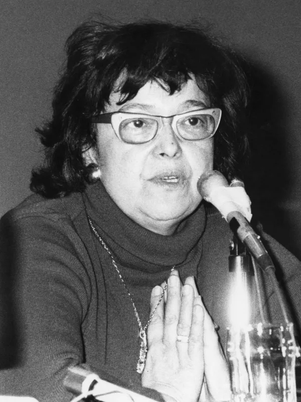 Alice Parizeau