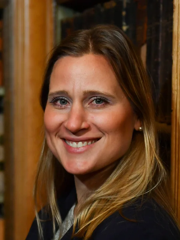 Angela Ruggiero