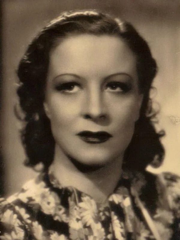 Anita Farra