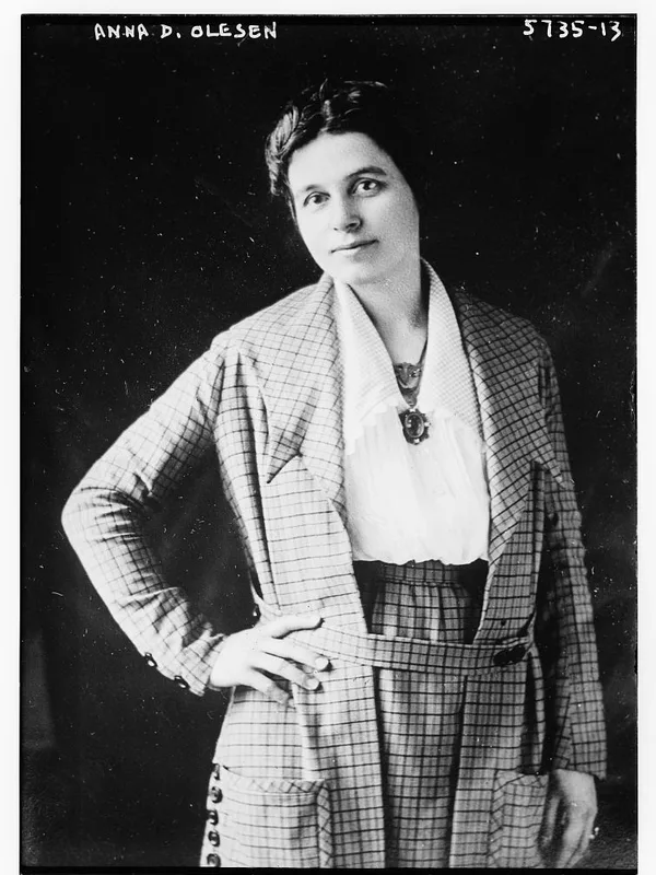 Anna Dickie Olesen