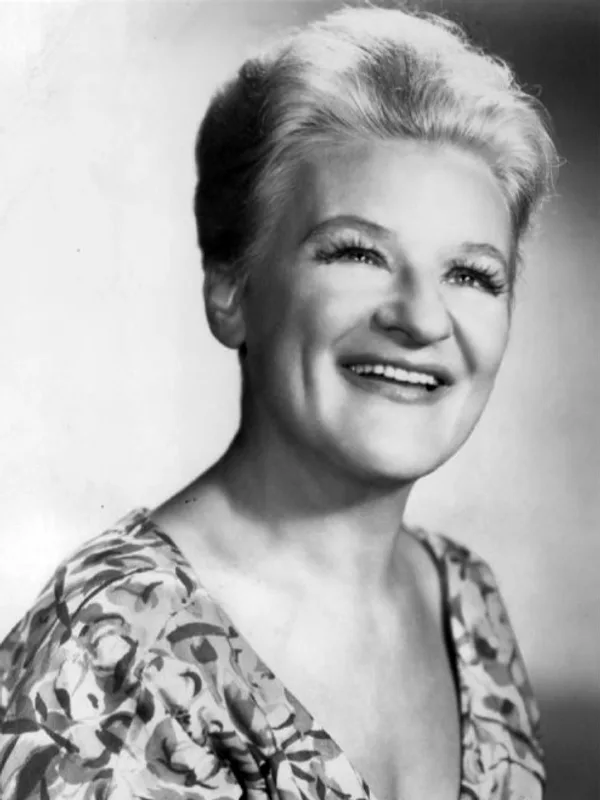 Anna Russell