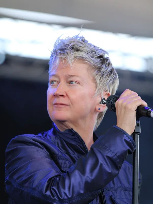 Anne Clark (poet)