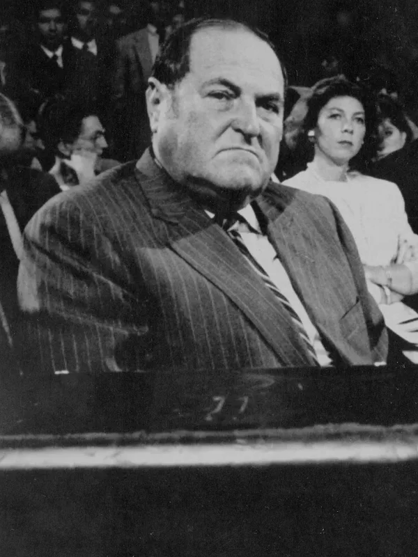 Arnold Burns