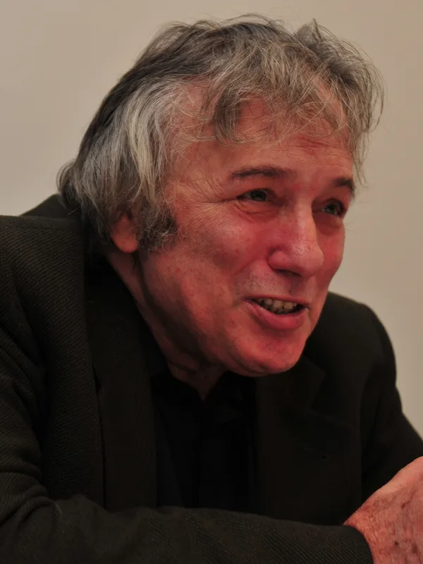 Assi Dayan