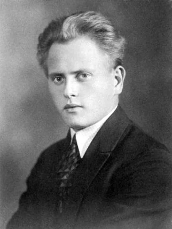 August Jakobson