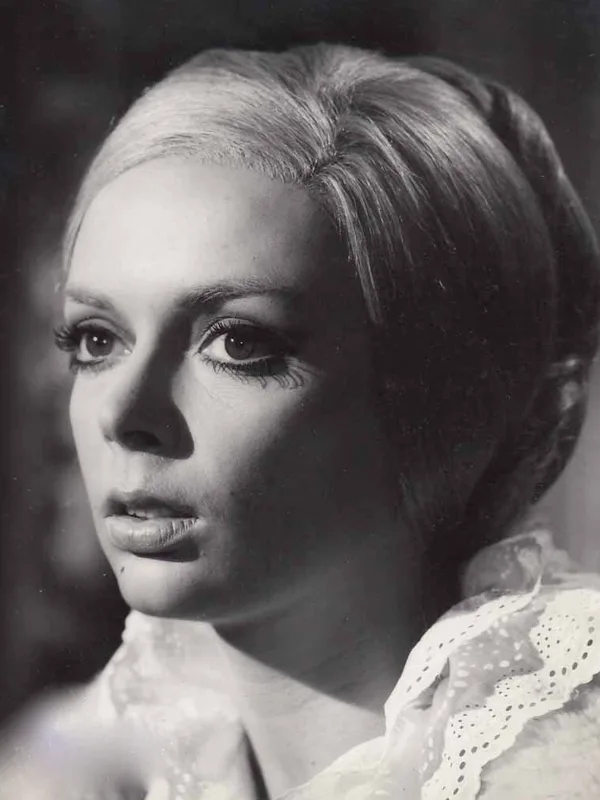 Barbara Steele