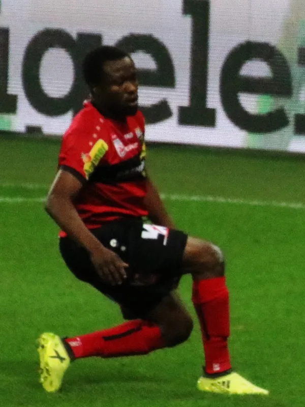 Bernard Tekpetey