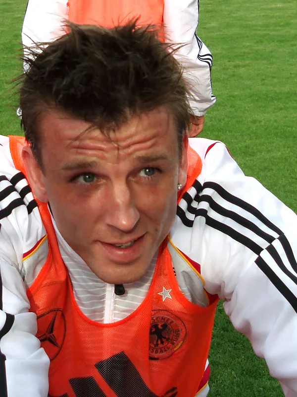 Bernd Schneider (footballer)