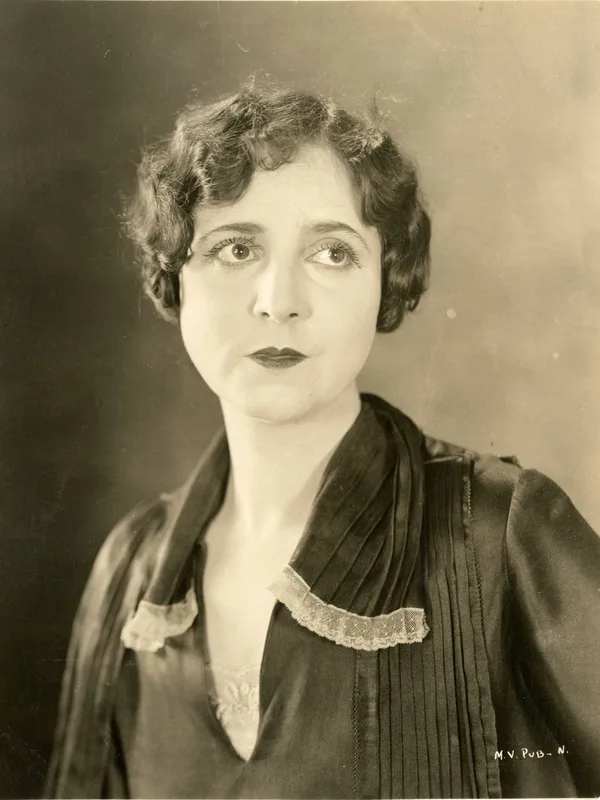 Beverly Bayne