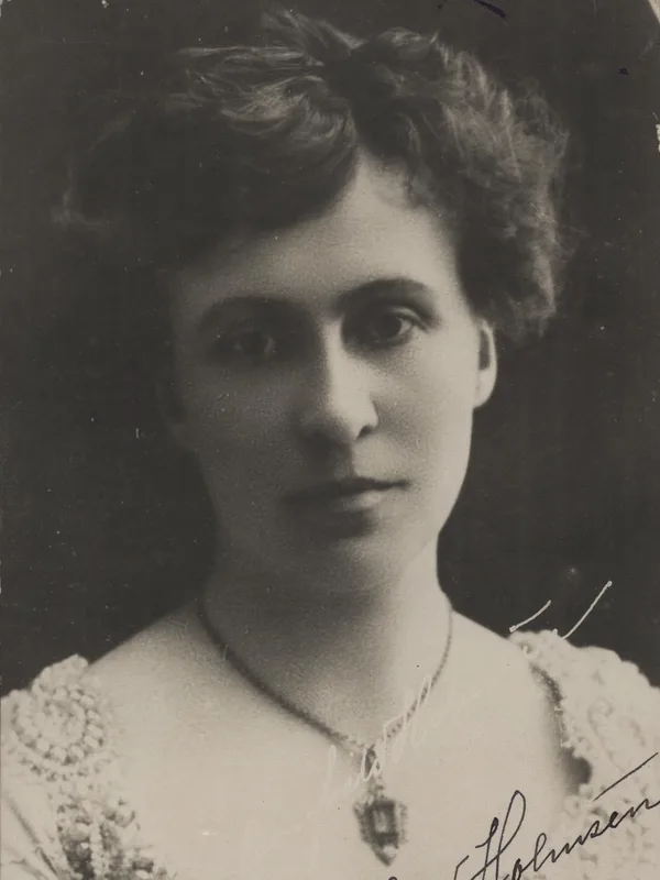 Borghild Holmsen