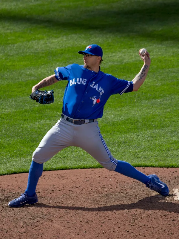 Brett Cecil