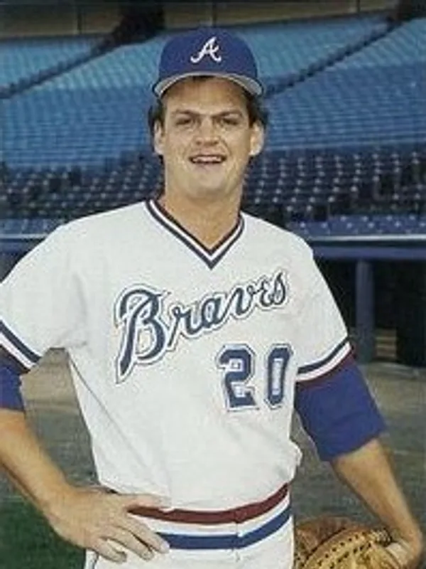 Bruce Benedict