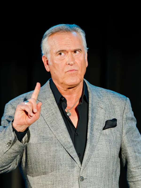Bruce Campbell