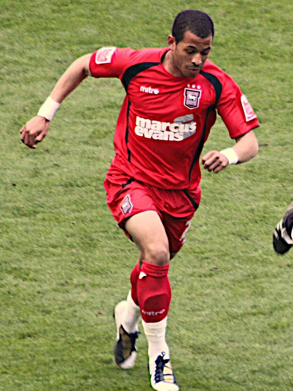 Carlos Edwards