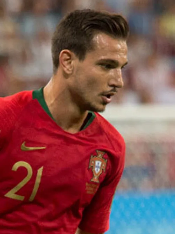 Cédric Soares