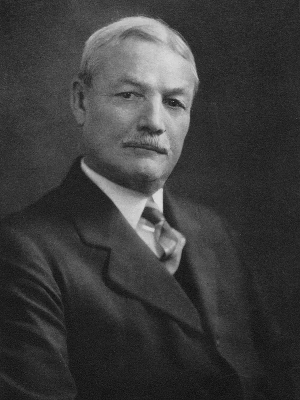 Charles McLean Andrews