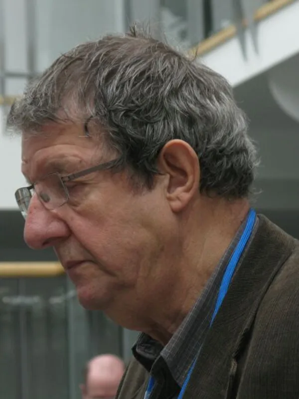 Chris Serle