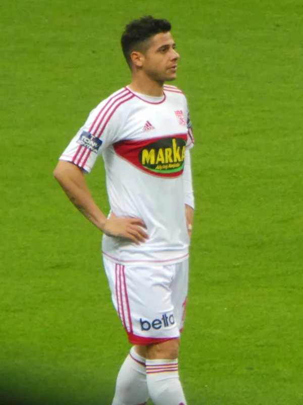 Cicinho