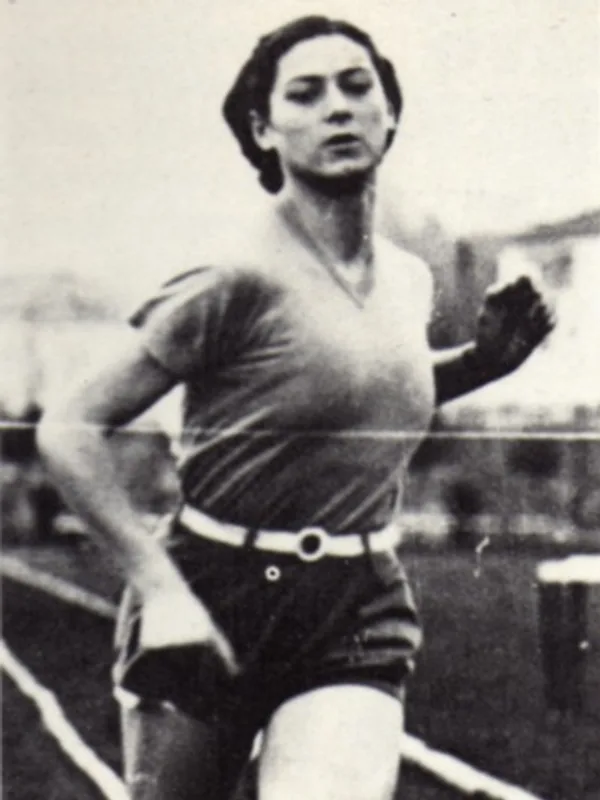 Claudia Testoni