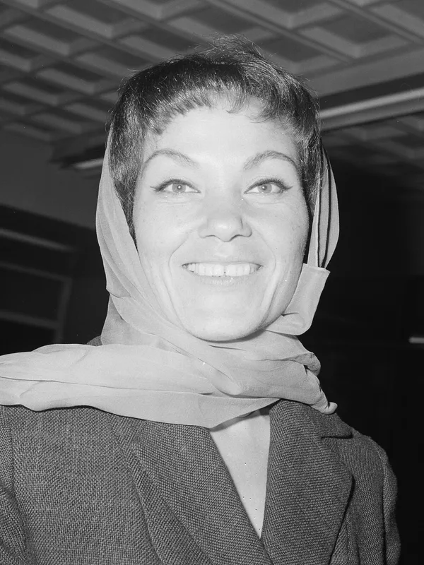 Cleo Laine