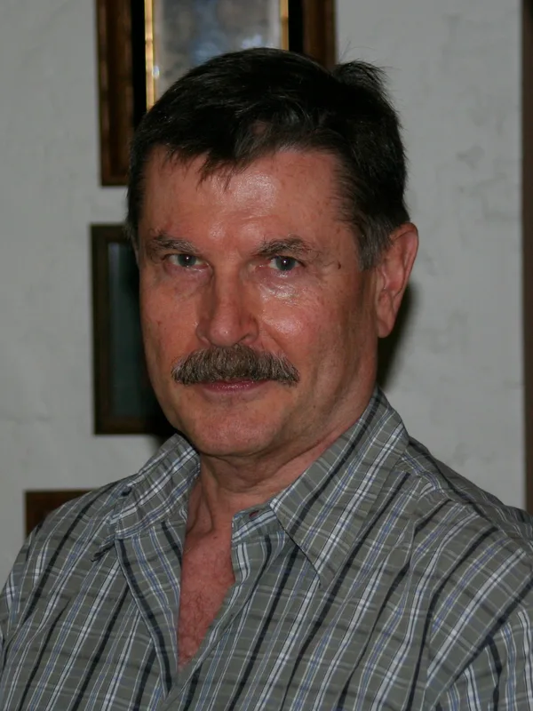 Clifton Snider