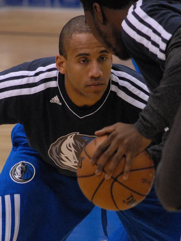 Dahntay Jones
