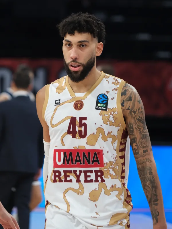 Denzel Valentine