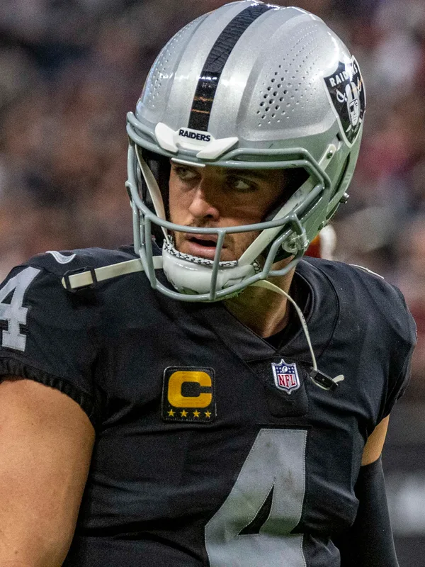 Derek Carr