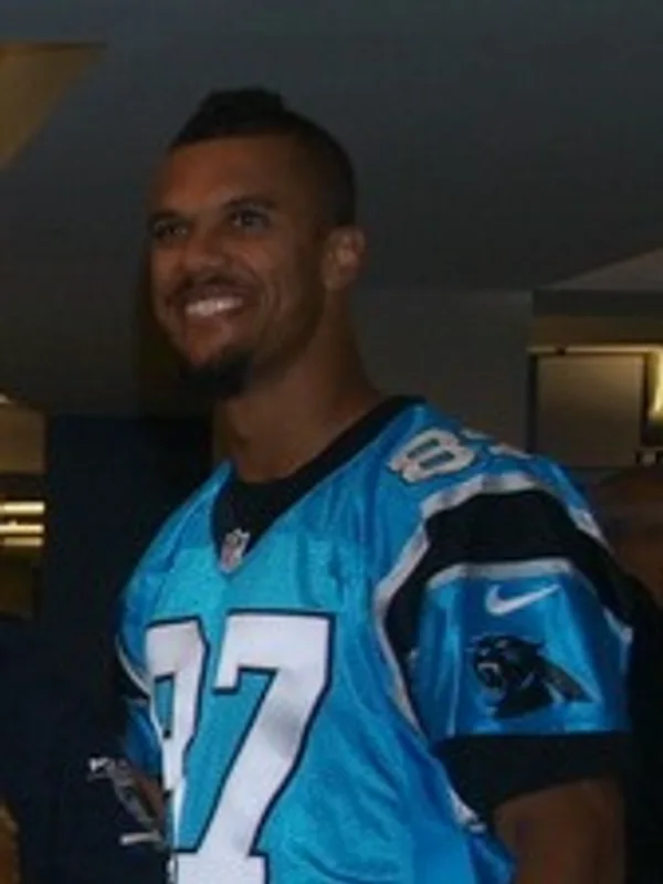 Domenik Hixon