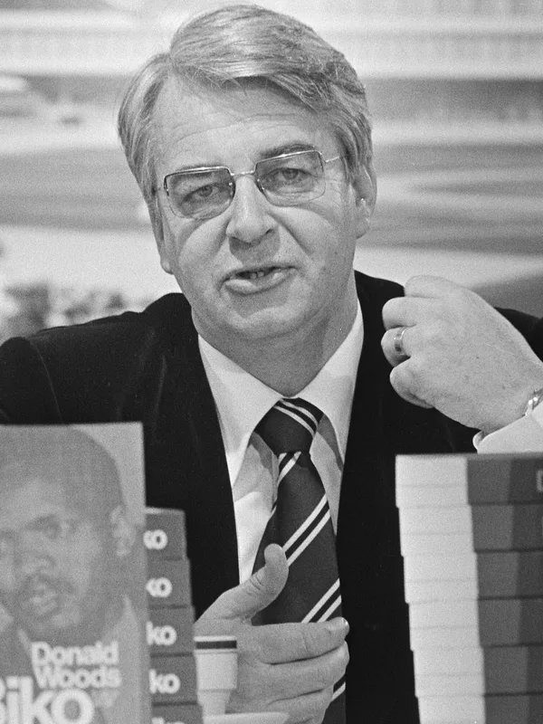 Donald Woods