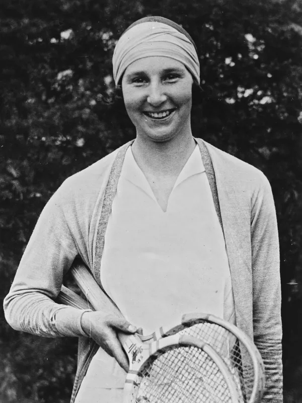 Dorothy Round
