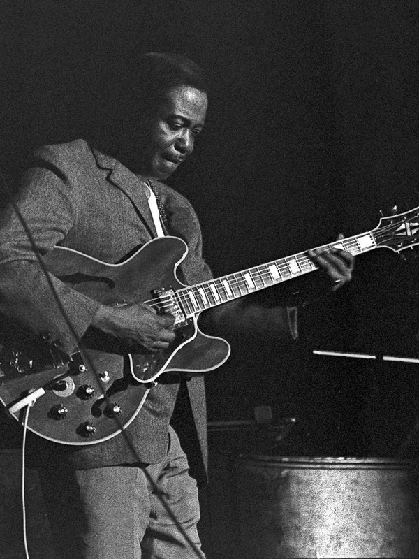 Eddie Taylor