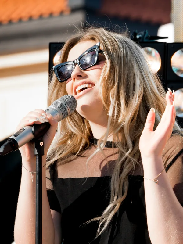 Ella Henderson