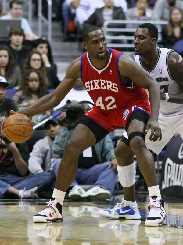 Elton Brand