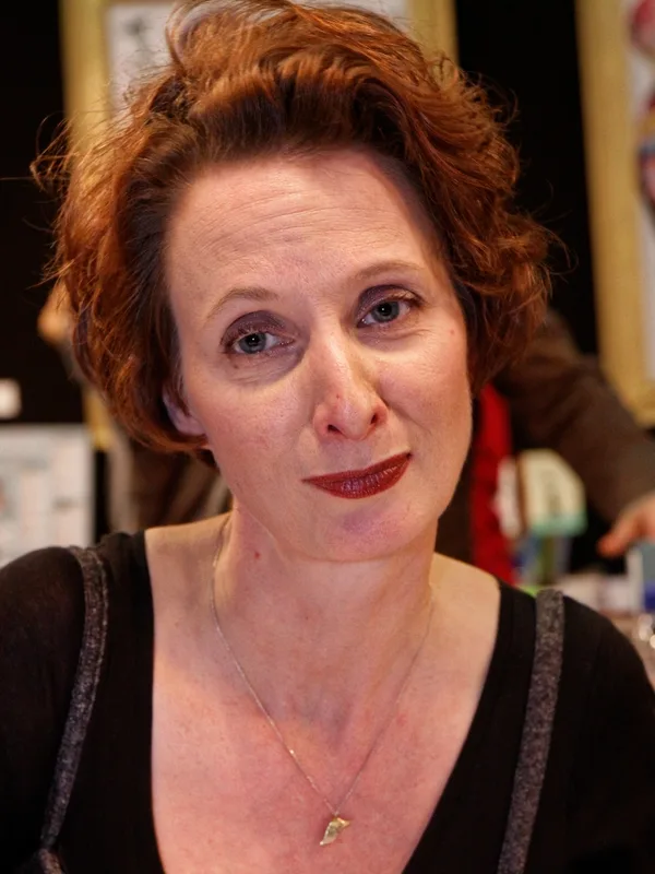 Emmanuelle Houdart