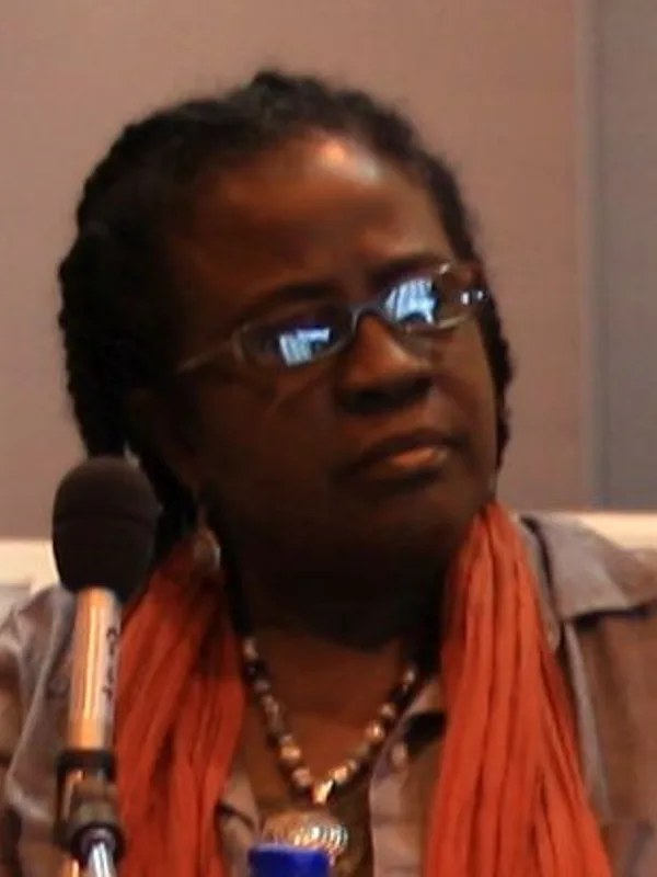 Évelyne Trouillot