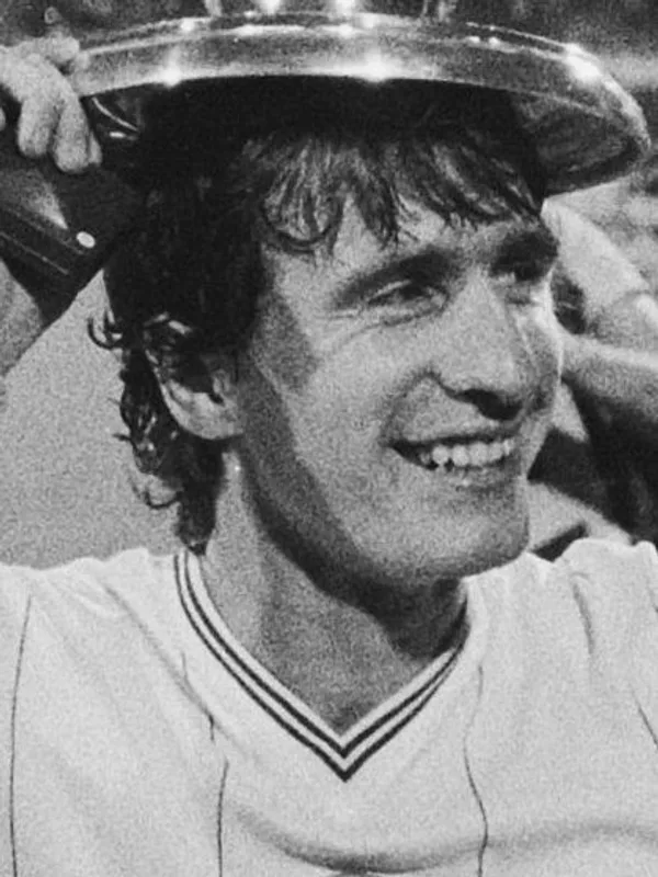 Gordon Cowans