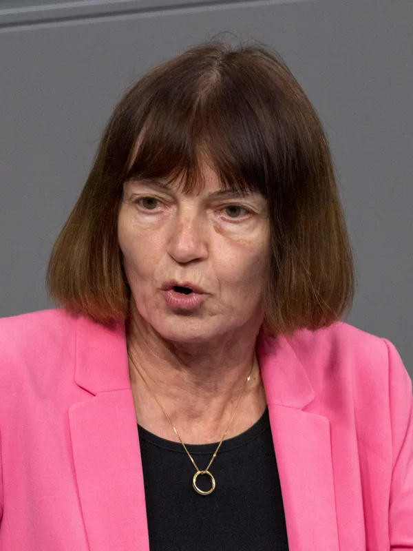 Ingrid Arndt-Brauer