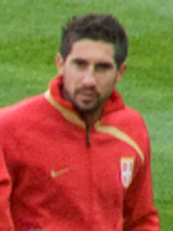 Ivica Dragutinović