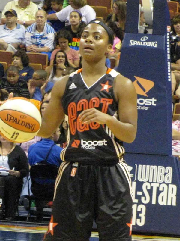 Ivory Latta