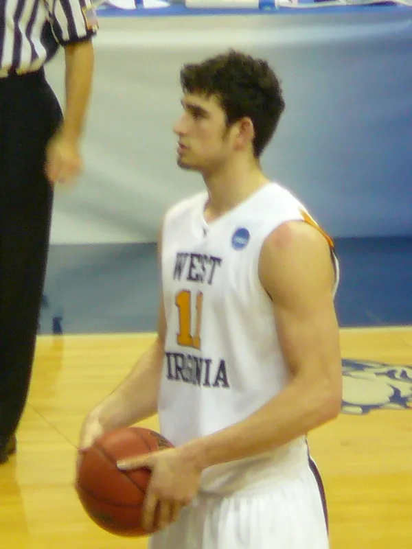 Joe Alexander