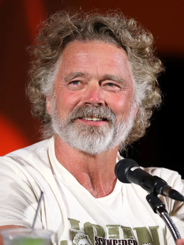 John Schneider (screen actor)